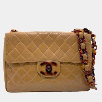 Pre Owned Chanel Brown Matelasse Leather Plastic Shoulder Bag