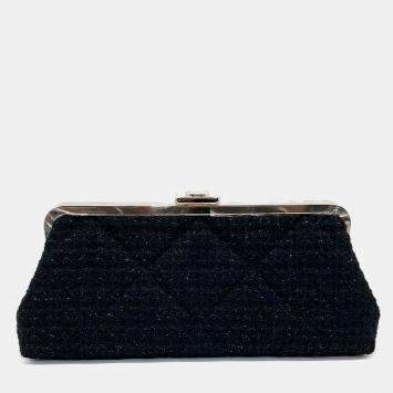 Pre Owned Chanel Black Tweed Chanel Clutch bag