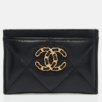 Pre Owned Chanel Black Quilted Lambskin Leather 19 Card Holder