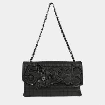 Pre Owned Chanel Black Calfskin Choco Bar Chain Handbag