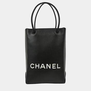 Pre Owned Chanel Black Calfskin Essential Tote Bag