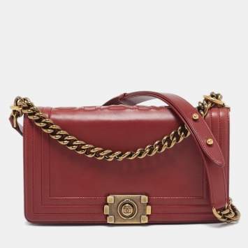 Pre Owned Chanel Red Leather Medium Boy Flap Bag
