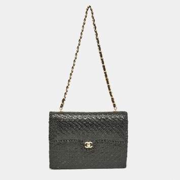 Pre Owned Chanel Black Woven Wicker Jumbo Classic Flap Bag