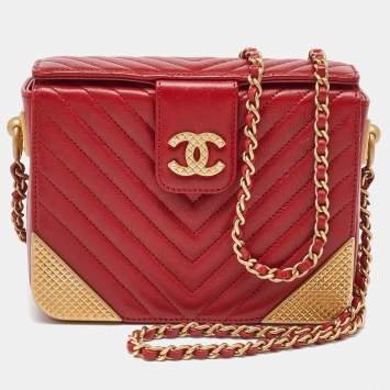 Pre Owned Chanel Red Chevron Leather Rock The Corner Minaudiere Bag