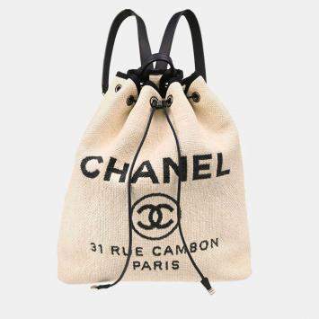 Pre Owned Chanel White Straw Deauville Backpack