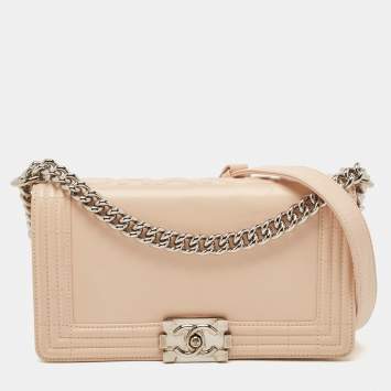 Pre Owned Chanel Beige Glazed Leather Medium Boy Flap Bag