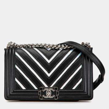 Pre Owned Chanel Black Silver Lambskin Patent Leather Chevron Boy Shoulder Bag