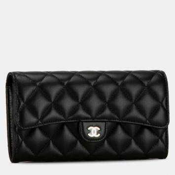 Pre Owned Chanel Black Lambskin Classic Long Flap Wallet