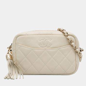 Pre Owned Chanel White Small CC Flat Quilted Caviar Camera Bag
