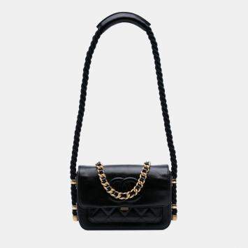 Pre Owned Chanel Black Crumpled Calfskin En Vogue Rope Flap