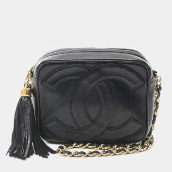 Pre Owned Chanel Black Lambskin Leather Tassel Camera Bag