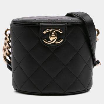Pre Owned Chanel Black Mini Lambskin Elegant Chain Vanity Case