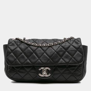 Pre Owned Chanel Black Medium Quilted Lambskin Coco Rain Flap