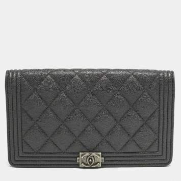Pre Owned Chanel Grey Caviar Leather Boy Bifold Long Wallet