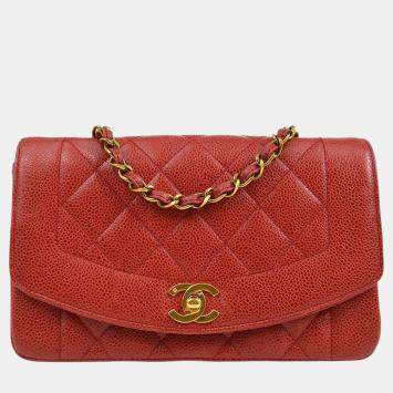 مملوكة مسبقًا Chanel Red Calfskin Small Diana Single Chain Shoulder Bag