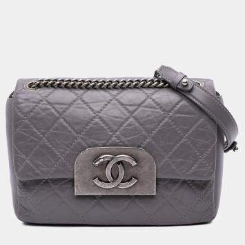 Pre Owned Chanel Purple Quilted Aged Calfskin CC Square Flap