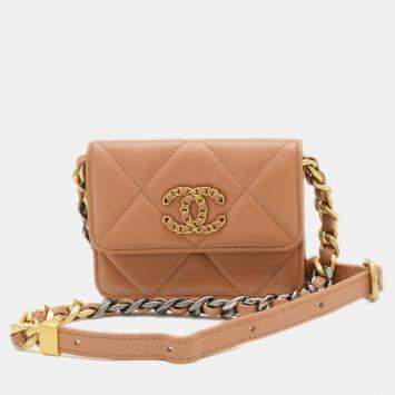 Pre Owned Chanel Brown Lambskin 19 Chain Shoulder Bag