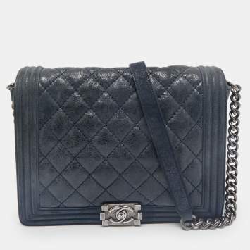 Pre Owned Chanel Navy Blue Quilted Iridescent Leather Boy Flap Bag
