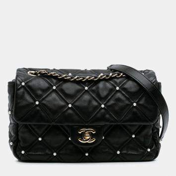 Pre Owned Chanel Black Medium Quilted Lambskin Pearl Studs Flap