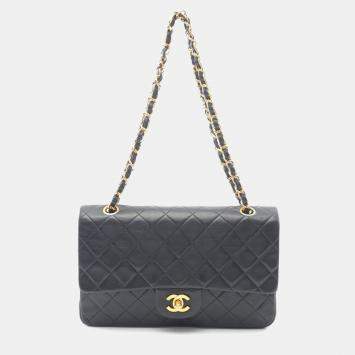 Pre Owned Chanel Classic Double Flap Black Quilted Lambskin Shoulder Bag