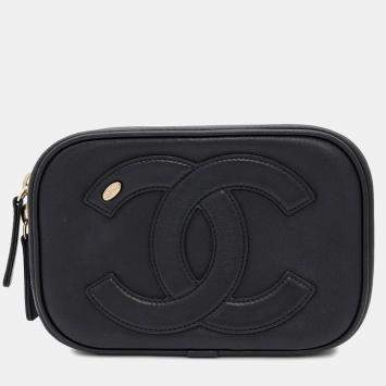 Pre Owned Chanel CC Logo Black Lambskin Crossbody Bag 