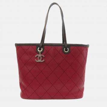 Pre Owned Chanel On The Road Red/Brown Grained Calfskin Tote Bag 