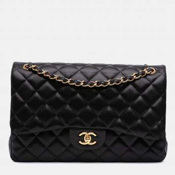 Pre Owned Chanel Black Jumbo Classic Lambskin Double Flap