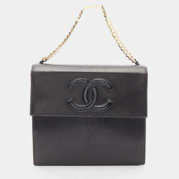 Pre Owned Chanel Black Lambskin Chain Shoulder Bag