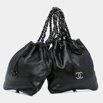 Pre Owned Chanel Black CC Calfskin Dual Twin Chain Handbag