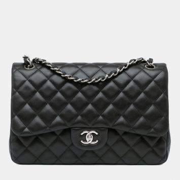 Chanel Black Jumbo Classic Lambskin Double Flap