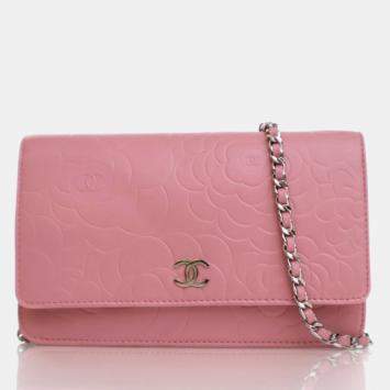 Pre Owned Chanel Camellia Pink Lambskin Wallet On Chain 