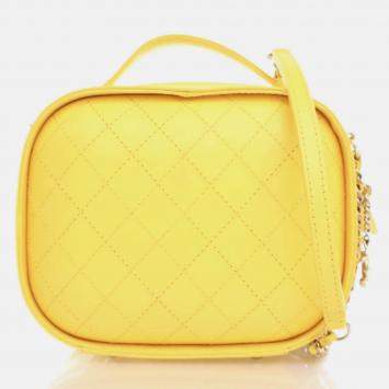 Pre Owned Chanel Vanity Case Yellow Crumpled Calfskin Shoulder Bag