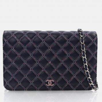 Pre Owned Chanel Navy Blue Lambskin Wallet On Chain 