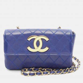 Pre Owned Chanel Matelasse Blue Lambskin Shoulder Bag
