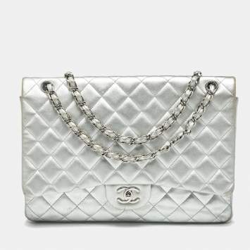 Pre Owned Chanel Silver Quilted Leather Maxi Classic Single Flap Bag