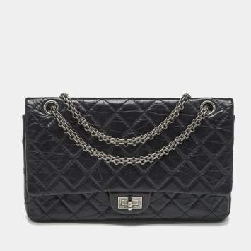 Chanel Black Quilted Aged Leather Classic 226 Reissue 2.55 Flap Bag
