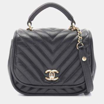 Pre Owned Chanel Reverse Chevron Quilted Black Lambskin Shoulder Bag