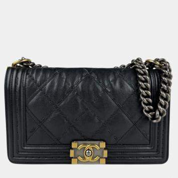 Pre Owned Chanel Boy Black Leather Shoulder Bag