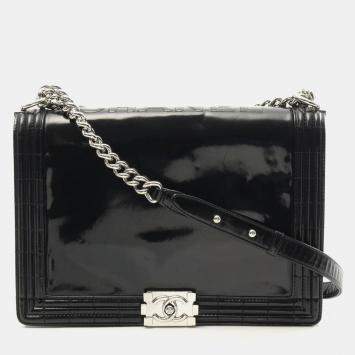 Pre Owned Chanel Boy Black Patent Leather Shoulder Bag