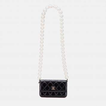 Chanel Black Quilted Calfskin Maxi Pearls Clutch With Chain