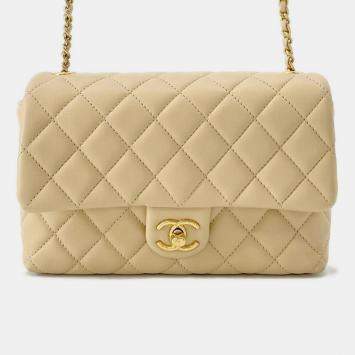 Pre Owned Chanel Turnlock CC Lambskin Chain Shoulder Bag