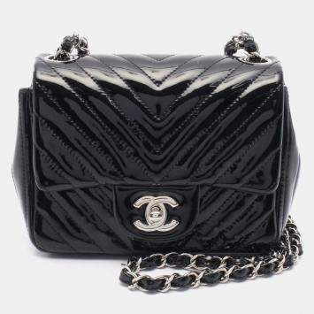 Chanel Chevron V-Stitch Shoulder Bag Patent Leather Black
