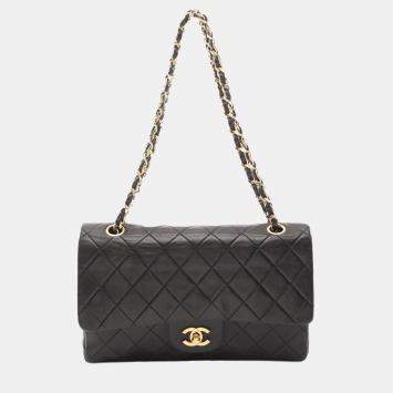 Pre Owned Chanel Black Medium Classic Lambskin Double Flap