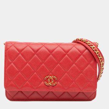 Pre Owned Chanel Red Quilted Lambskin 19 Wallet on Chain