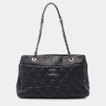 Pre Owned Chanel Black Medium CC Quilted Calfskin Stitch It Tote