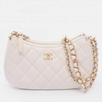 Chanel Matelasse Chain Shoulder Cluch Bag Lambskin White Ghw