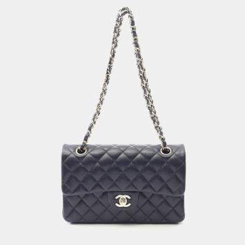 Pre Owned Chanel Matelasse W Flap Chain Shoulder Bag  Leather Navy Ghw Cc