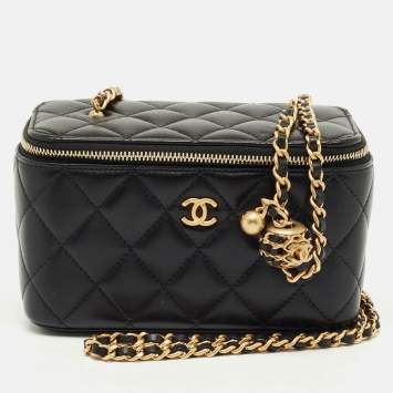 مملوكة مسبقًا Chanel Black Quilted Leather Tiny Vanity Case Bag
