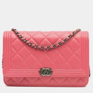 Pre Owned Chanel Pink Lambskin Boy Wallet On Chain
