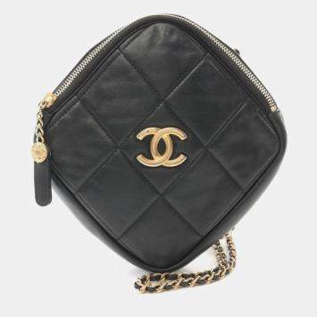 Pre Owned Chanel Black Lambskin Leather Shoulder Bag